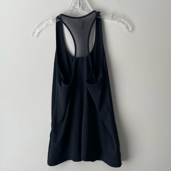 NWOT Under Armour Women's HeatGear Armour Racer Tank top size medium black mesh - Picture 10 of 11